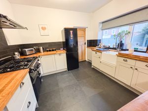 Photo 14- click for photo gallery